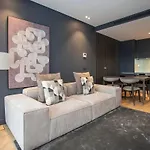 Liiiving In - Dragao Pool View Apartamento Oporto