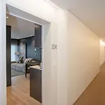 Liiiving In - Dragao Pool View * Oporto
