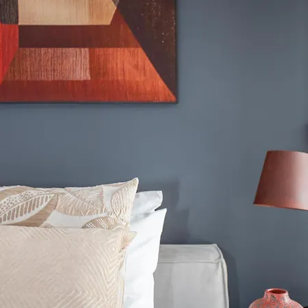 Liiiving In - Dragao Pool View *