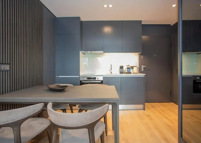 Liiiving In - Dragao Pool View Lejlighed