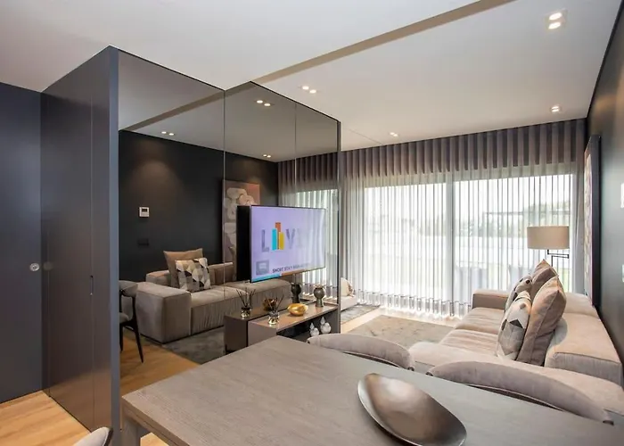 Liiiving In - Dragao Pool View Oporto